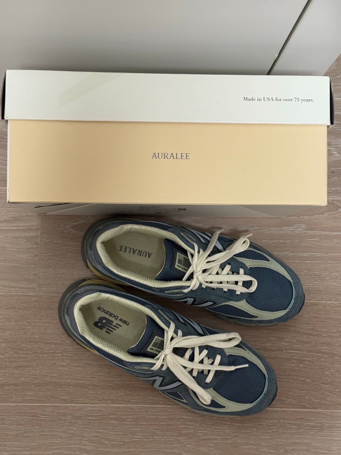 [265] 뉴발란스 오라리 990v4  상품이미지4