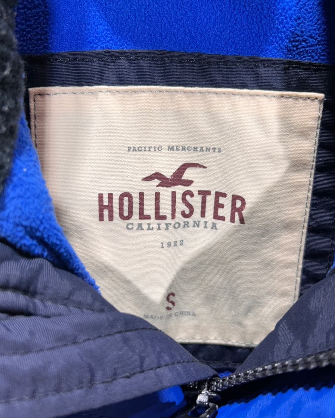 S 홀리스터 네이비 후드 패디드 자켓 상품이미지5