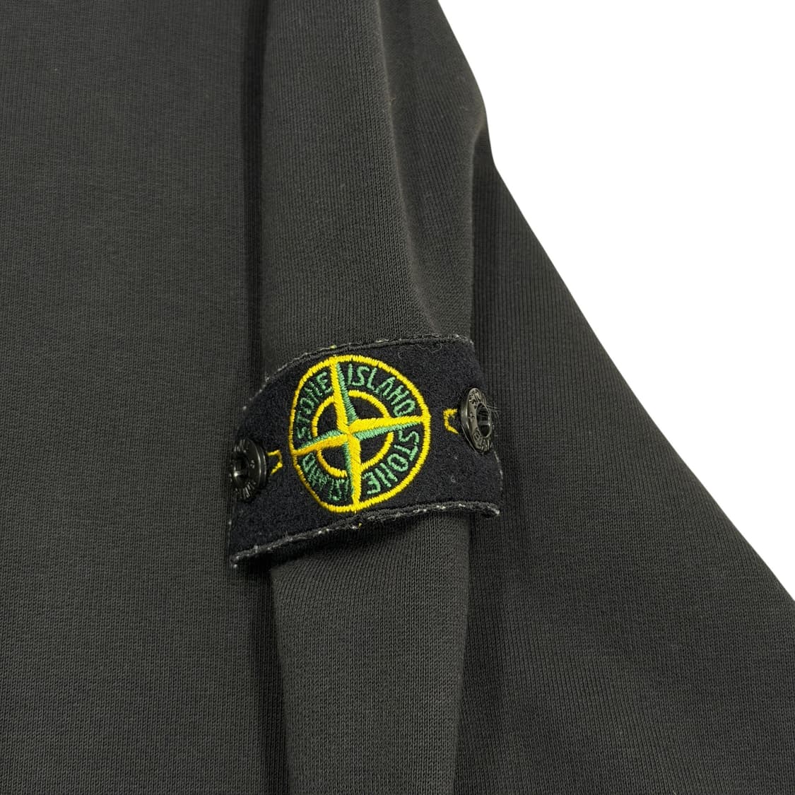 스톤아일랜드 주니어 와펜 패치 맨투맨 블랙 12Y 상품이미지2