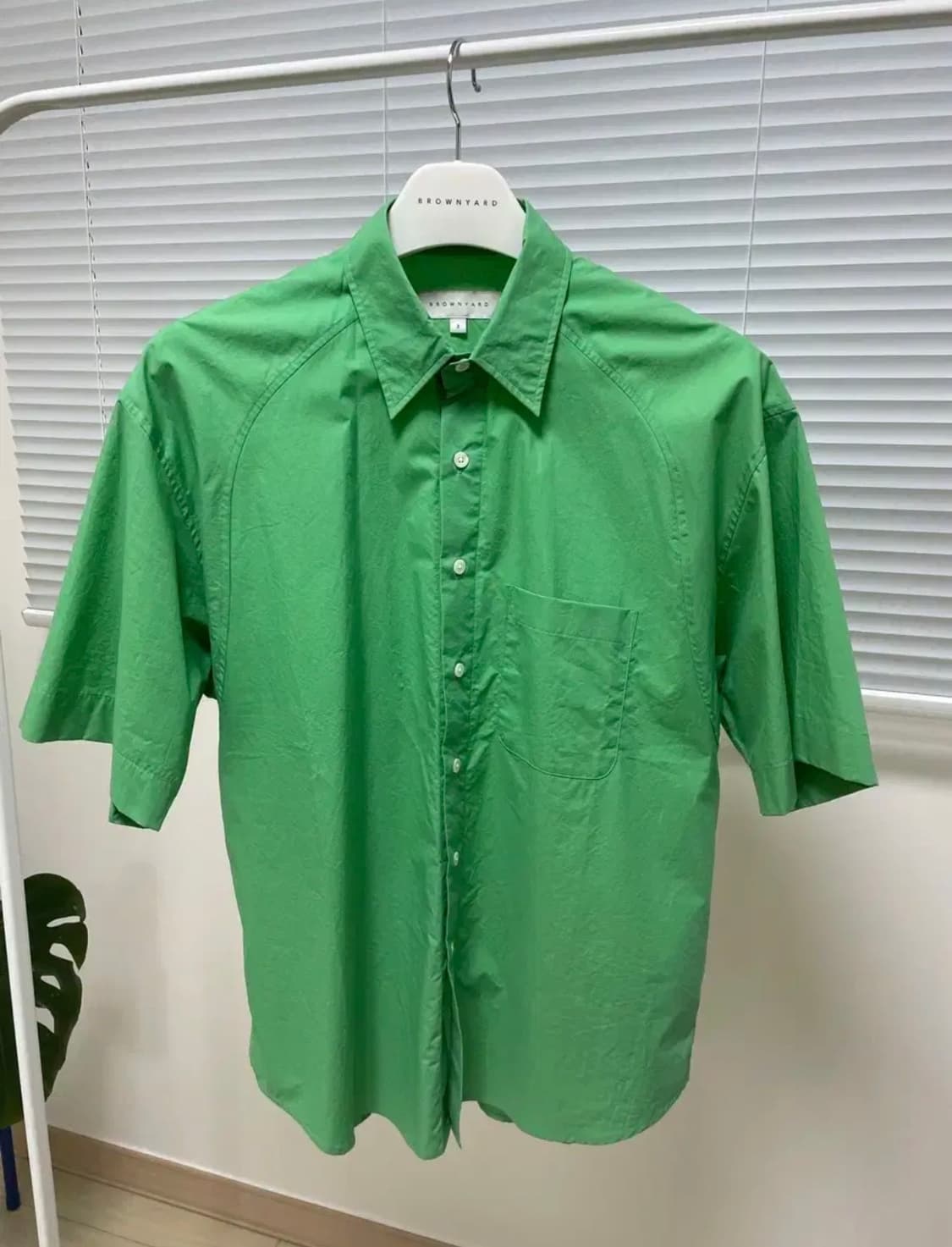 브라운야드 그린 반팔 셔츠 상품이미지1