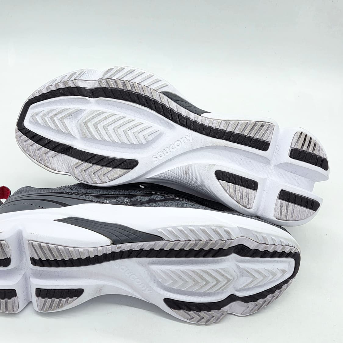  써코니 오디세우스 그레이 (275)  상품이미지3