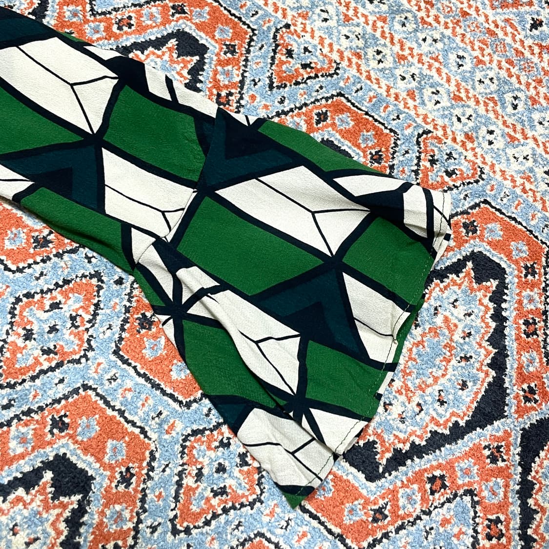 자라 그린 프린팅 블라우스 여성M 상품이미지6