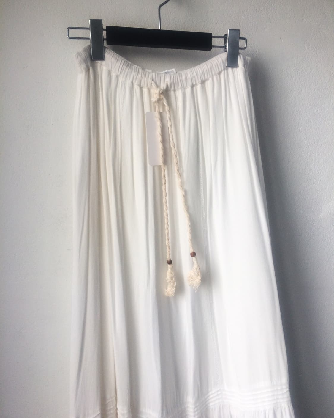 Lace point white long skirt 상품이미지3