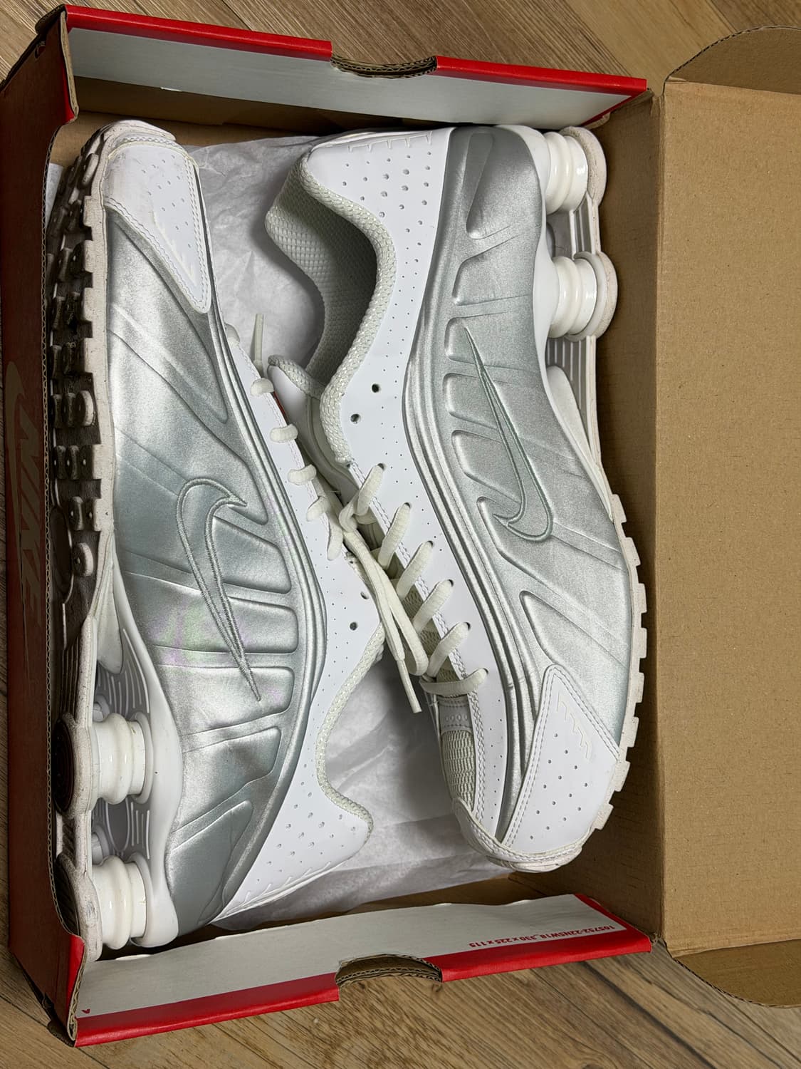 나이키 샥스 R4 화이트 메탈릭 실버 290 상품이미지6