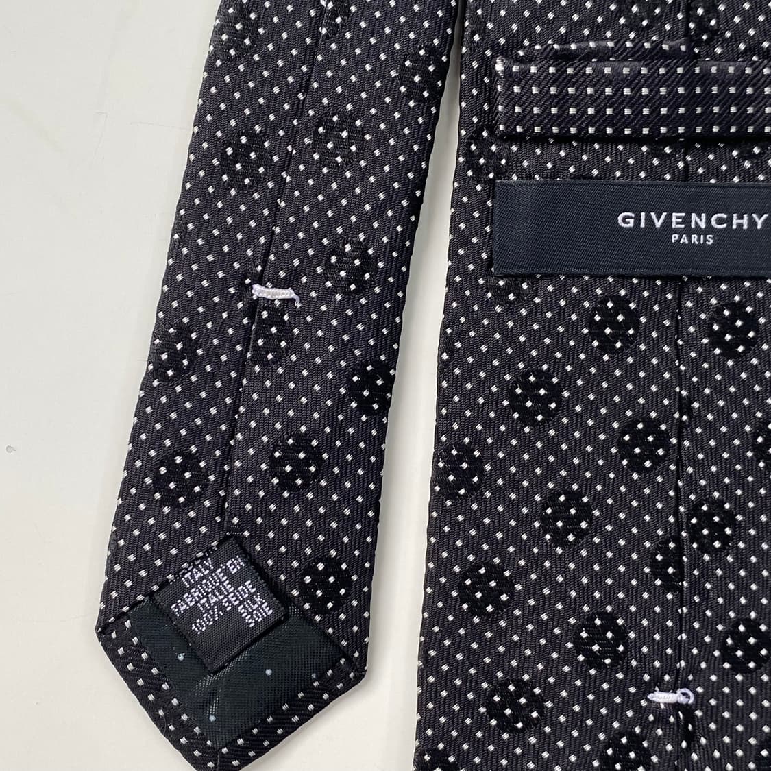 신형라벨 지방시 정품 명품블랙 넥타이 (GIVENCHY) 상품이미지6