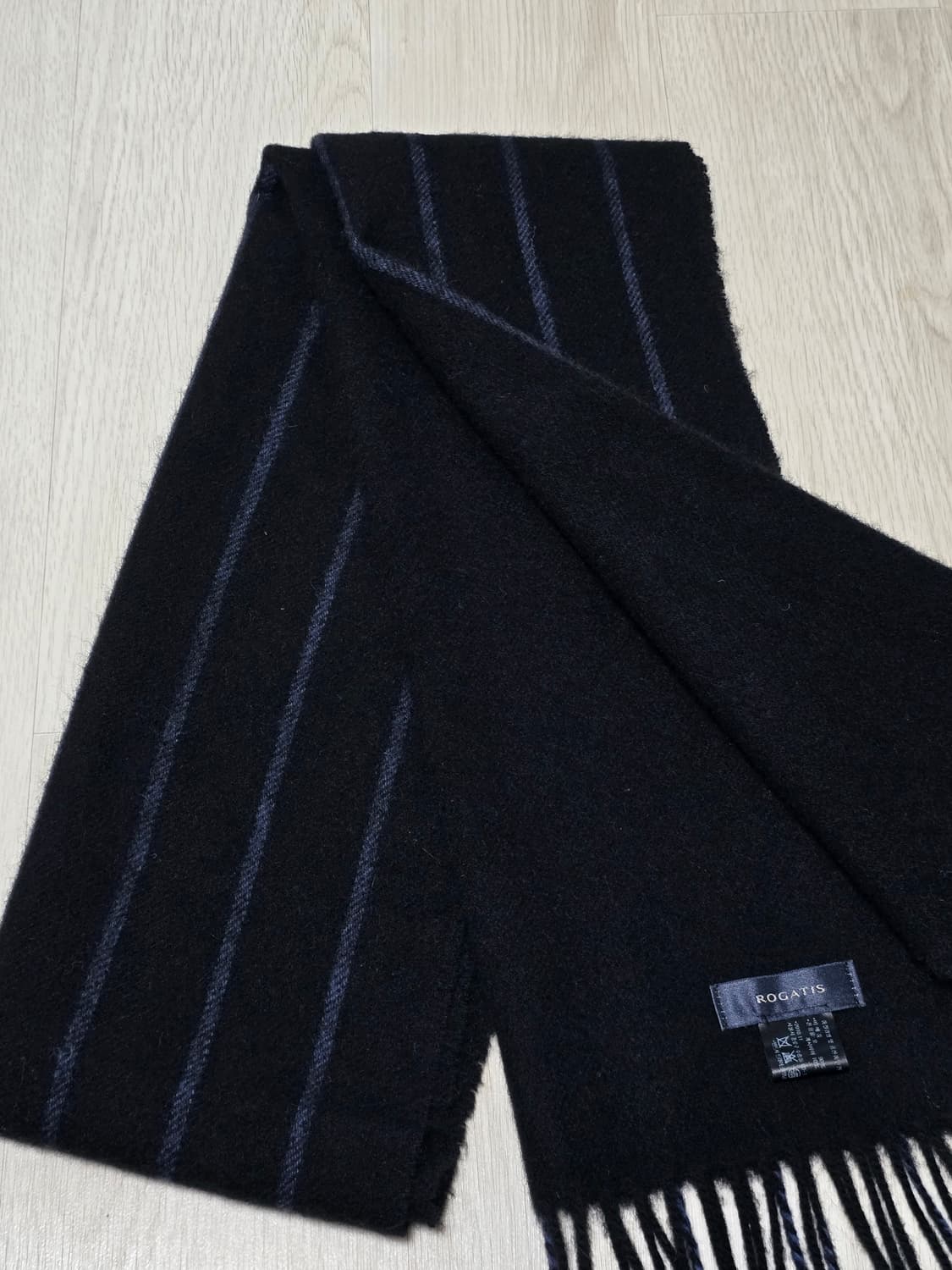 로가디스 캐시미어 함유 울 머플러 상품이미지2