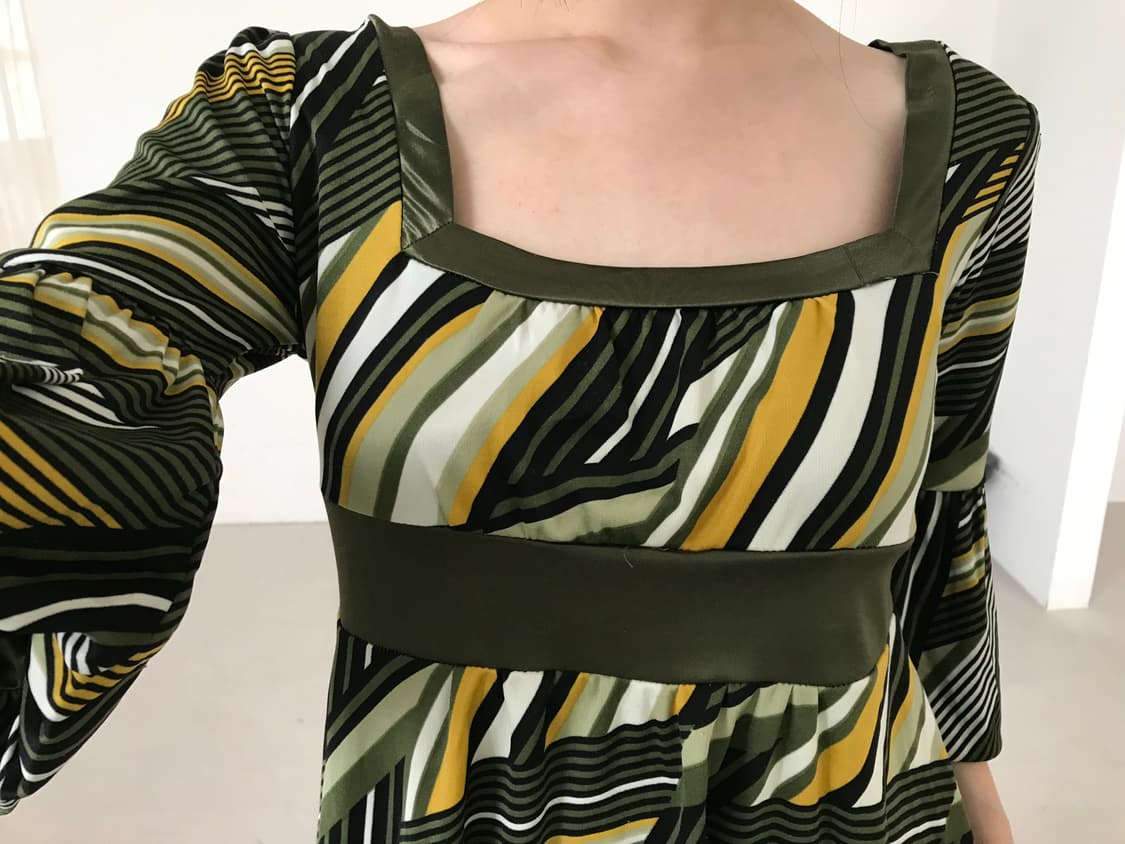 vintage green pattern top 상품이미지2