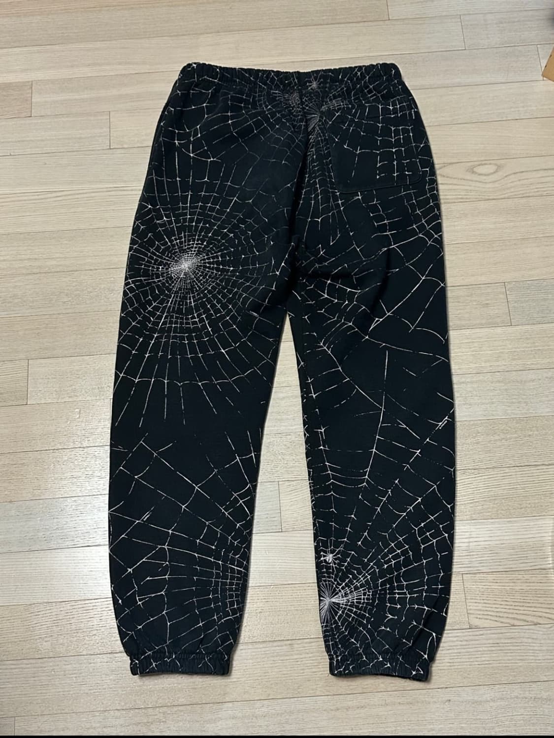 16fw 슈프림 스파이더 웹 팬츠 상품이미지2