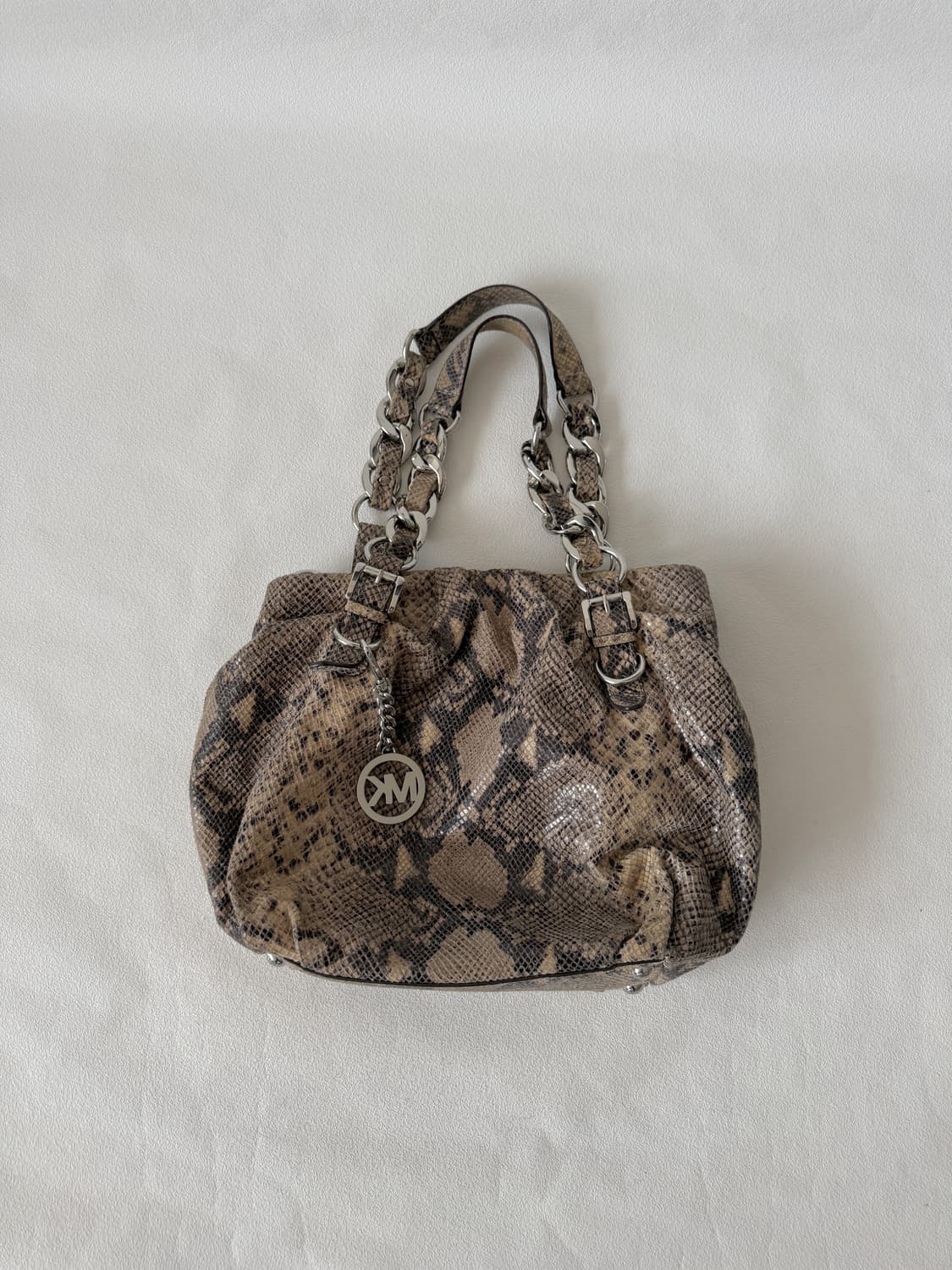 마이클코어스(MICHAEL KORS) 파이톤 숄더백 상품이미지1