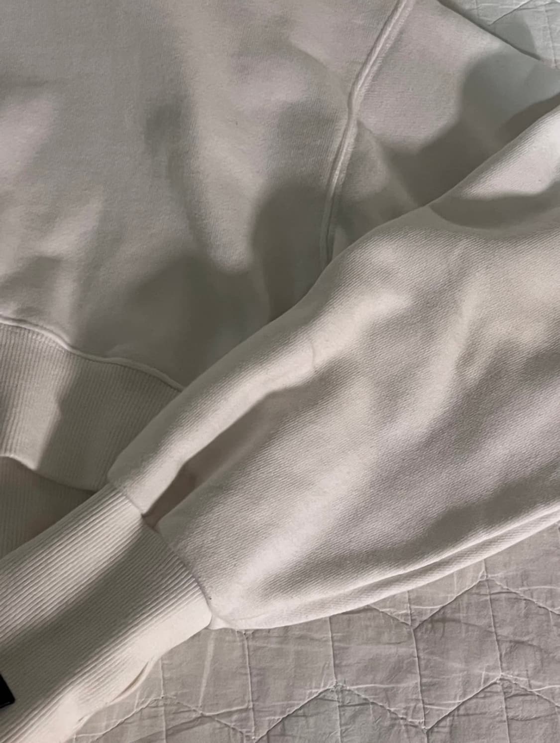 러브이즈트루 CH 2-WAY CROP HOOD ZIP UP 흰색 상품이미지5