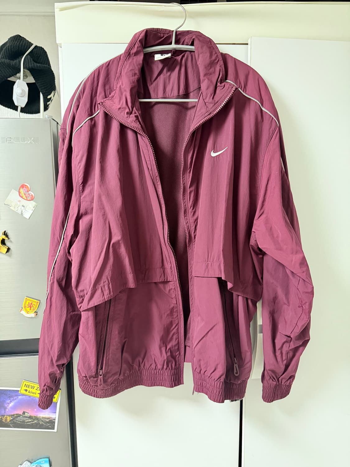 나이키 바람막이(나이키 NSW 솔로 스우시 우븐 트랙 자켓 나이트 마룬) 상품이미지3