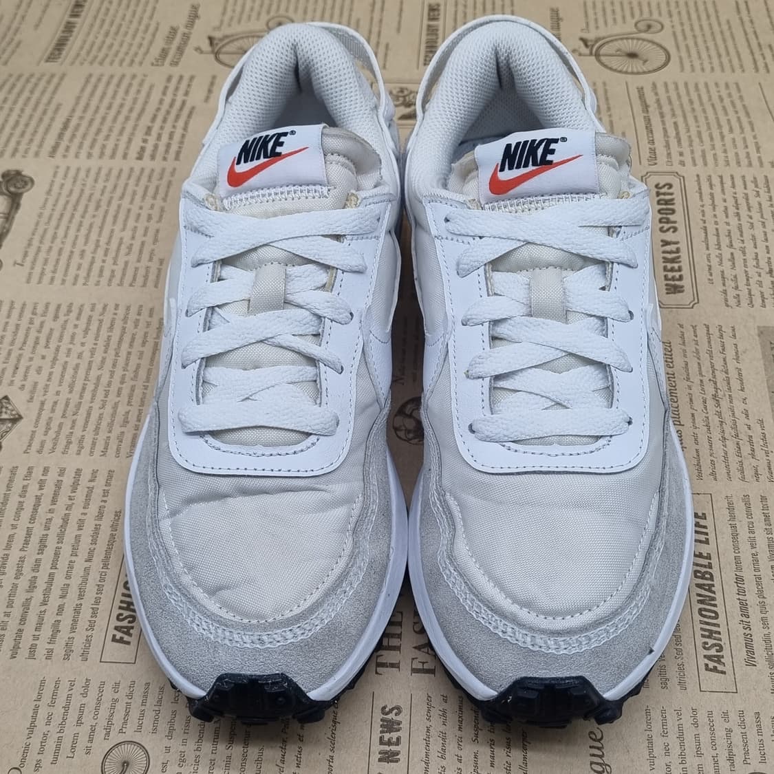 나이키 와플데뷰 여성운동화230 상품이미지2