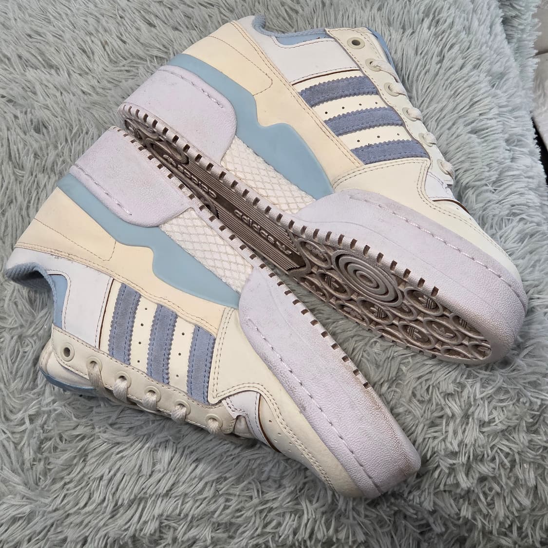 2a-8아디다스 포럼 볼드 로우 화이트 스카이블루 245mm-상태굿 상품이미지7