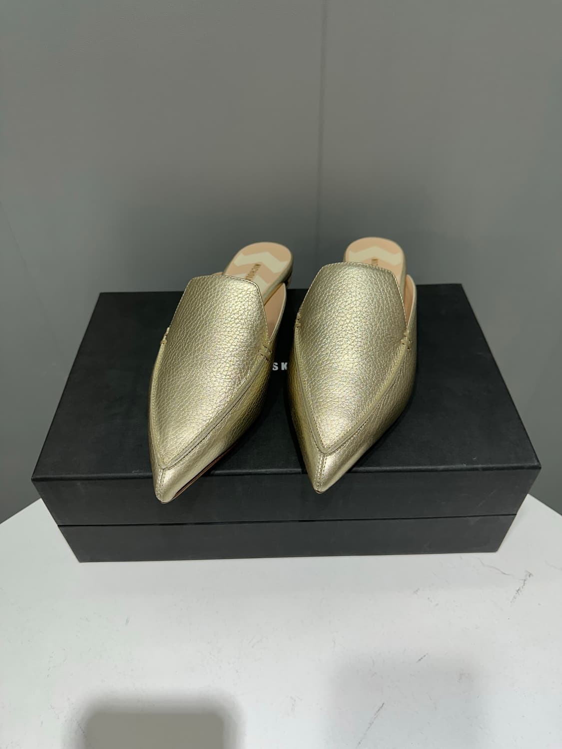 (정품/새상품) 니콜라스 커크우드 여성 플라티노 BEYA 뮬 상품이미지1