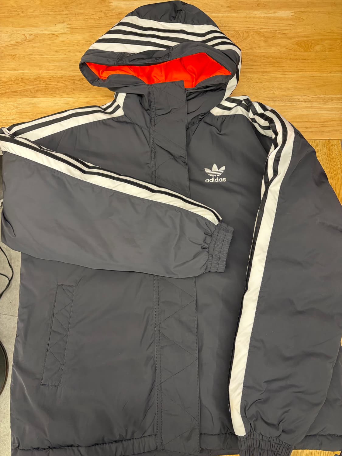 [S]아디다스 오리지널 백로고 패딩 상품이미지1