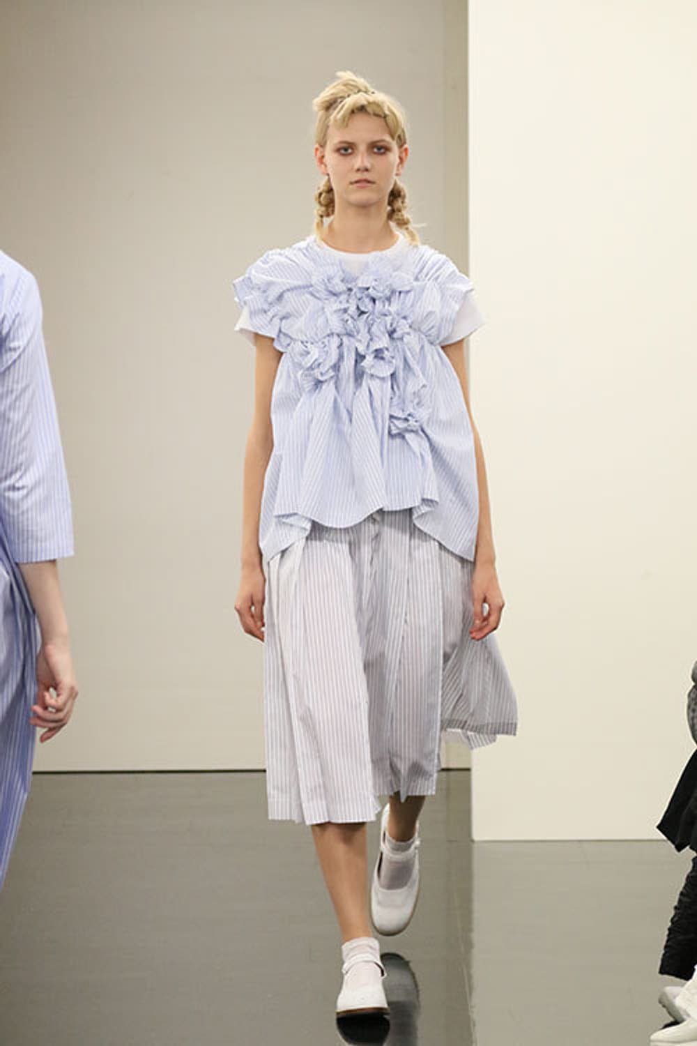 Irregular Pleats Stripe Skirt 상품이미지1