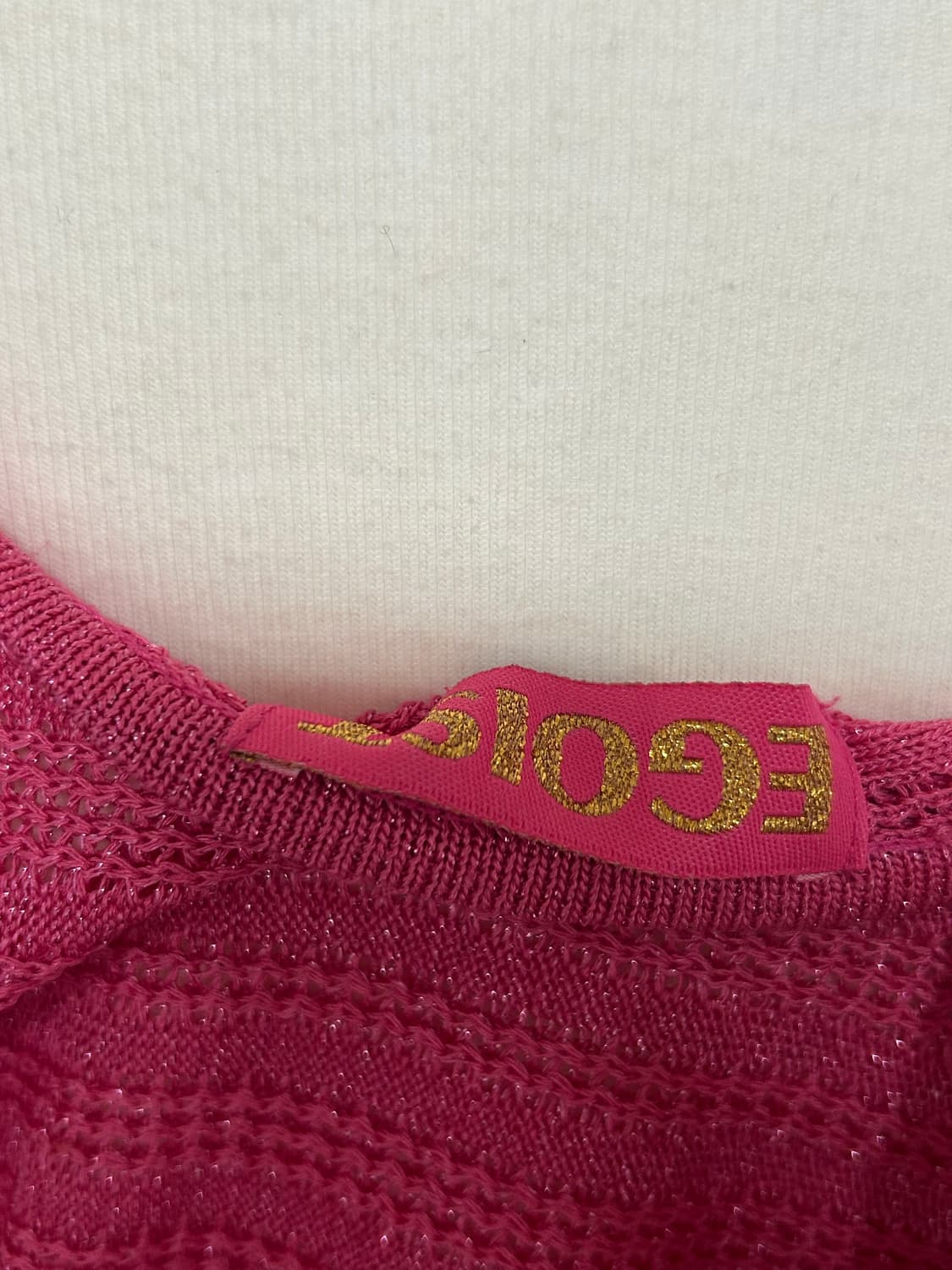 에고이스트 딥핑크 드레이프 그물 니트 상품이미지4