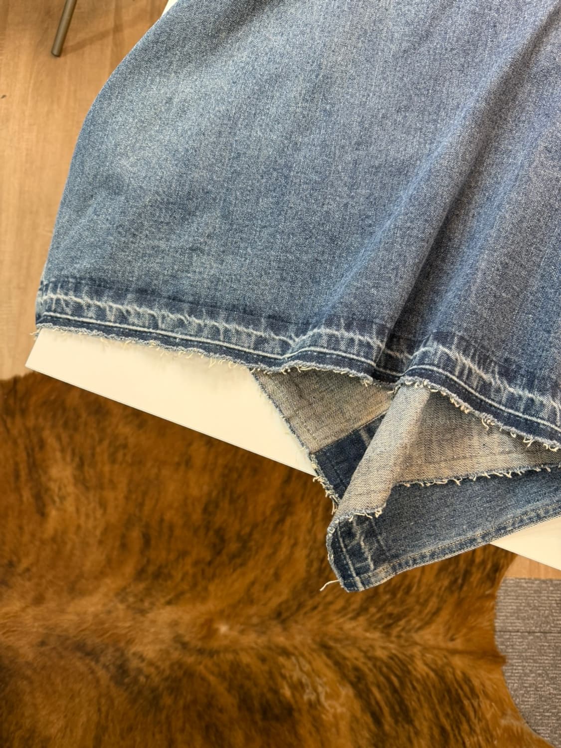 비비안 웨스트우드 비대칭 데님 스커트  상품이미지7