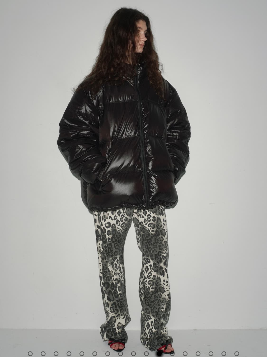 에스이오 오버사이즈드 푸퍼 자켓 블랙 상품이미지2