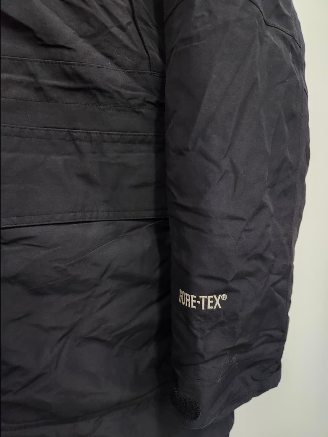 노스페이스 고어텍스 블랙 패딩 상품이미지6