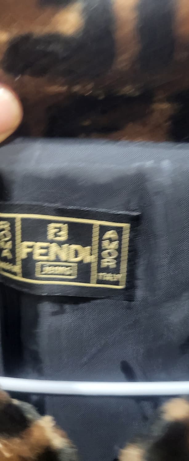 펜디 faux furr jacket (55×66) 상품이미지3