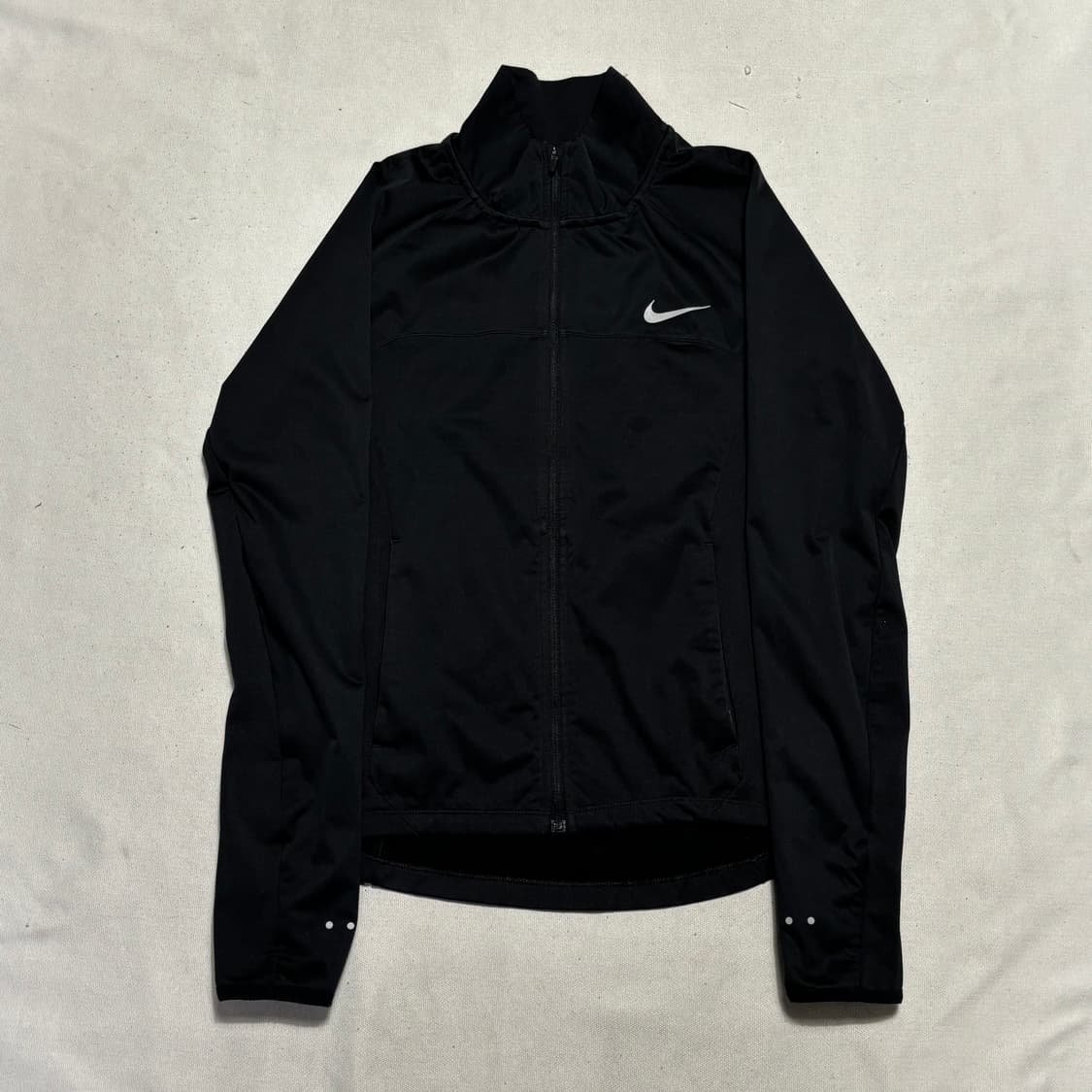 S 나이키 여성용 러닝 쉴드 바람막이  상품이미지2