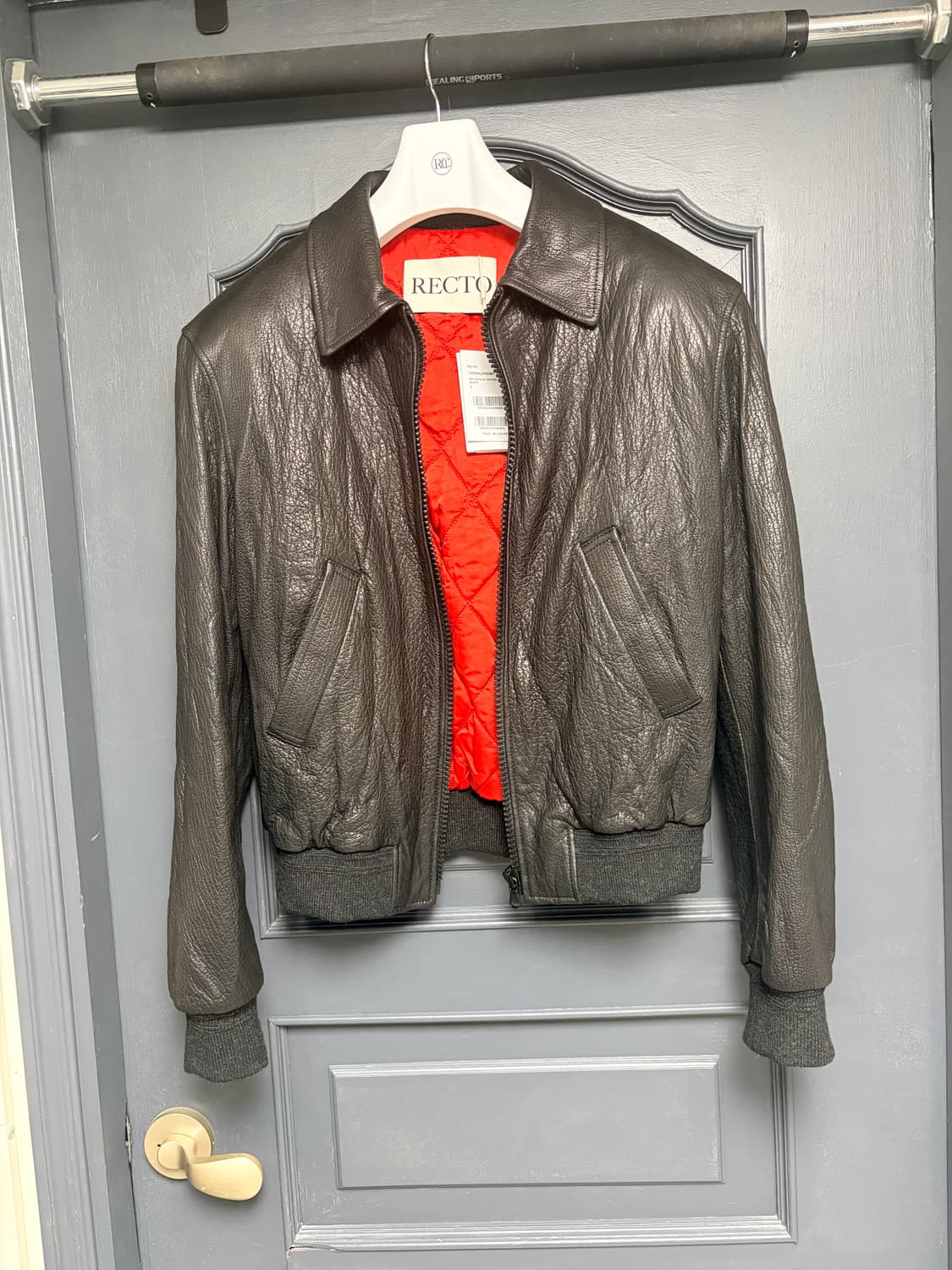 렉토 벤 크링클 26년2월공홈 s사이즈 팝니다 상품이미지1