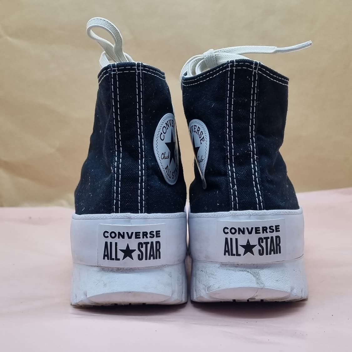 컨버스 척테일러 러기드 여성하이탑235 상품이미지4