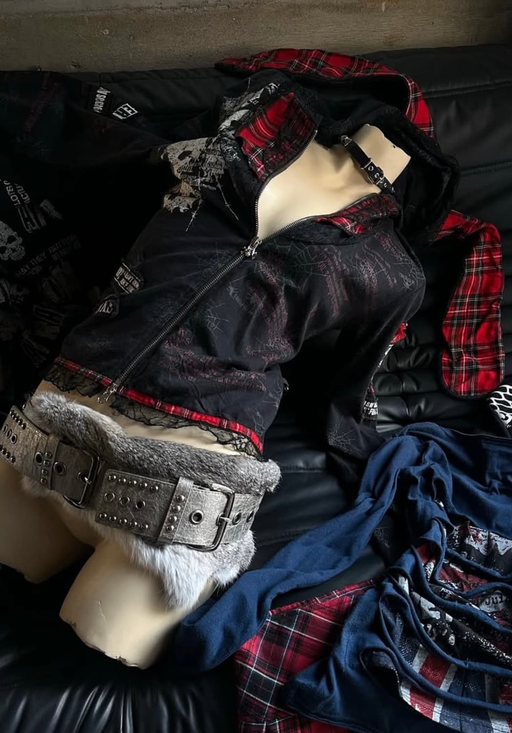 매드펑크 레빗 후드집업 상품이미지1