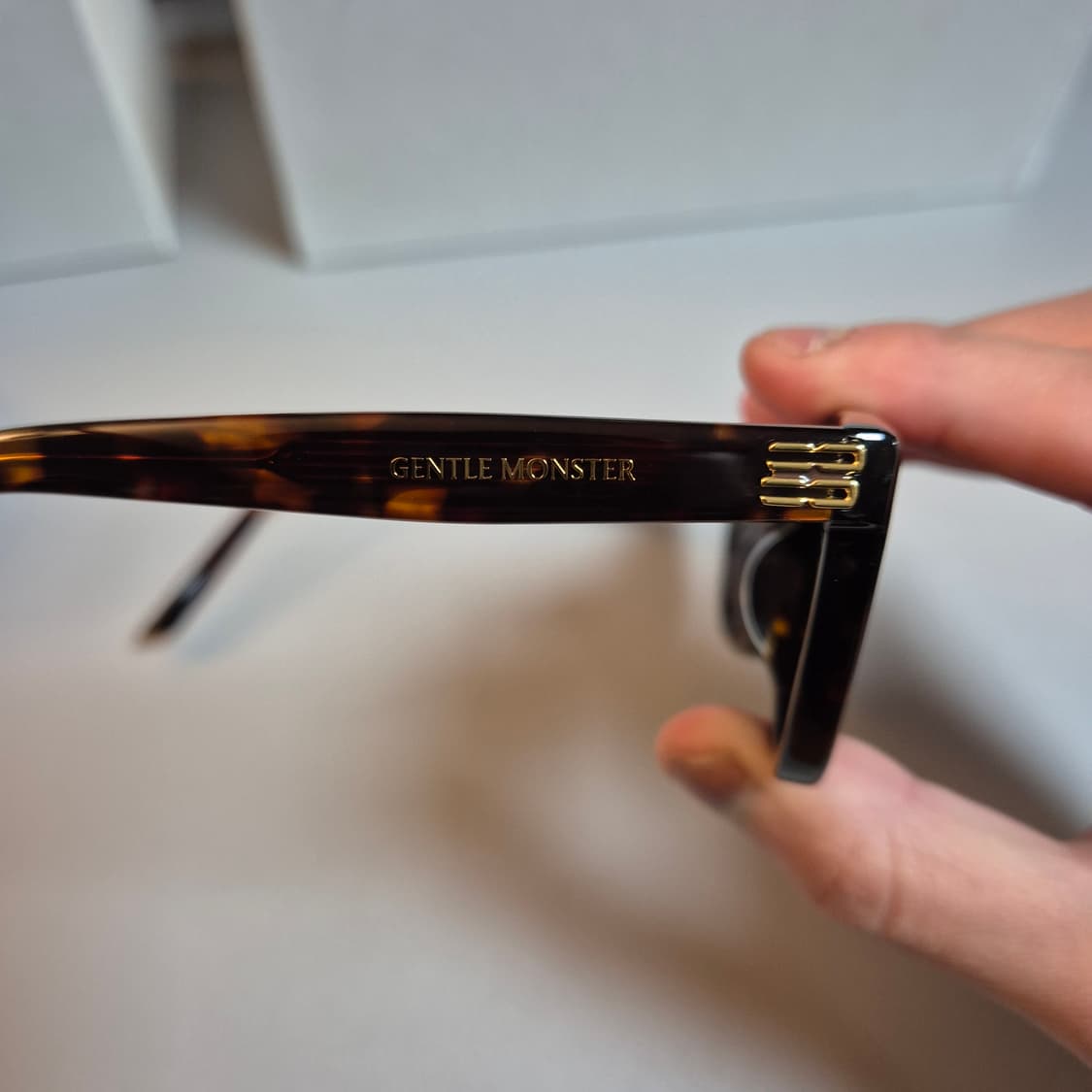젠틀몬스터 지젤 GISELE T1 선글라스 상품이미지6