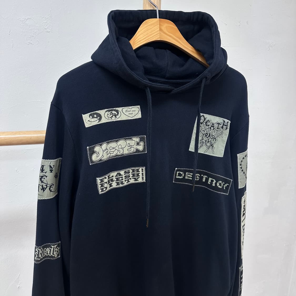 DIESEL 디젤 패치워크 후드 티셔츠 95 (국내매장판) J22 상품이미지2