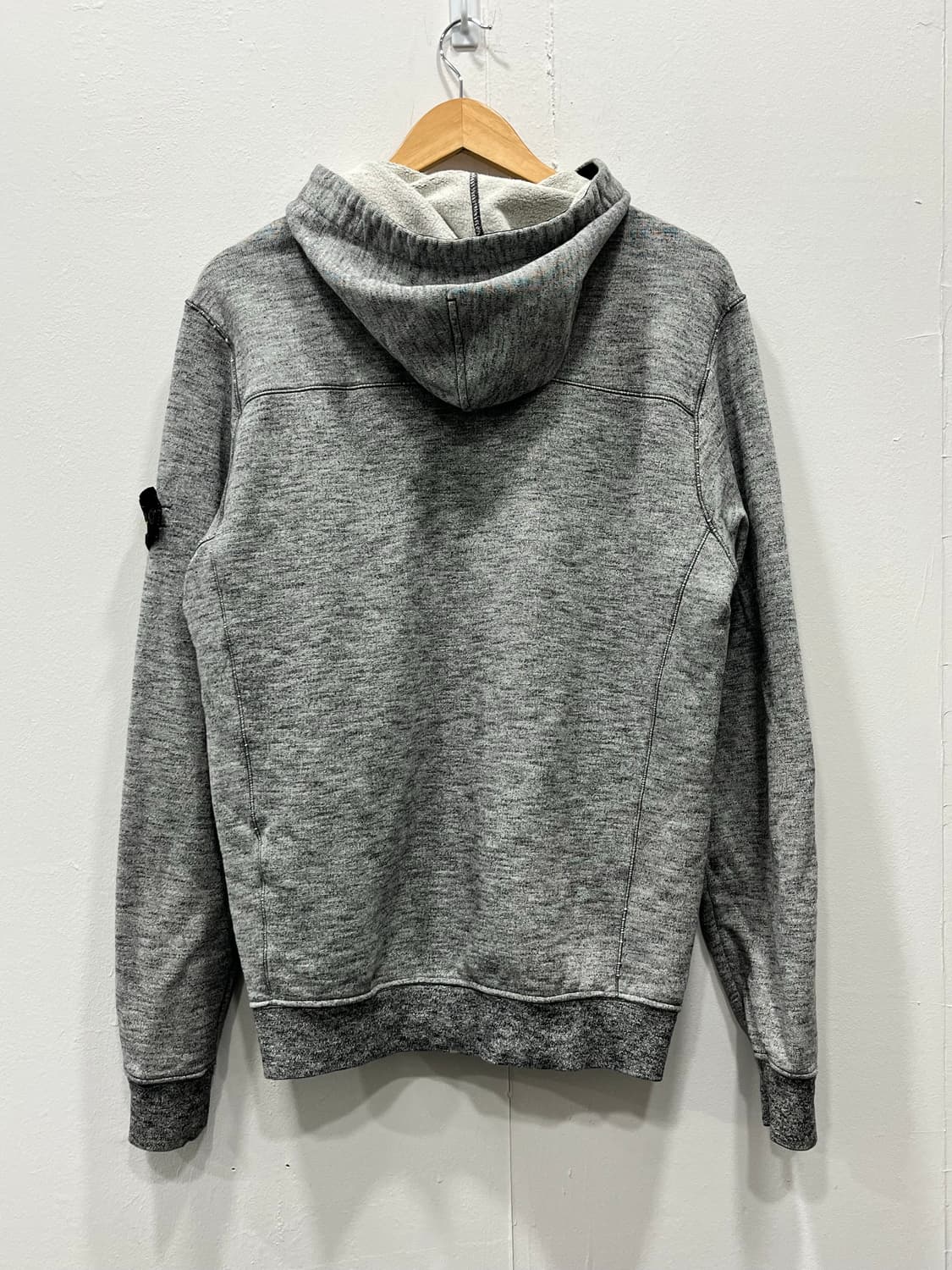 스톤아일랜드 와펜 후드집업 L 100 상품이미지3