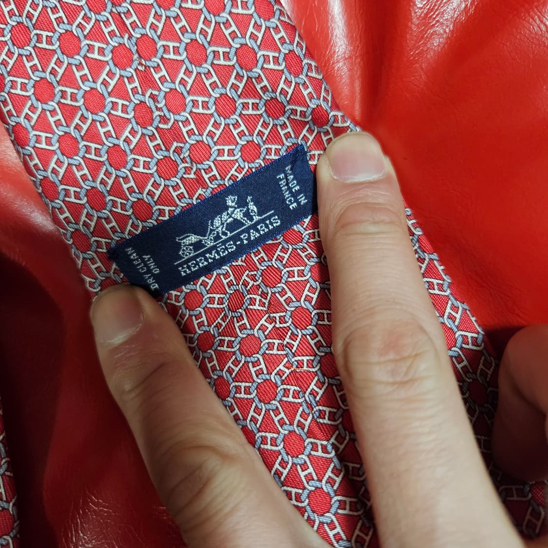 에르메스 시그니쳐 체인 넥타이 Free 상품이미지5
