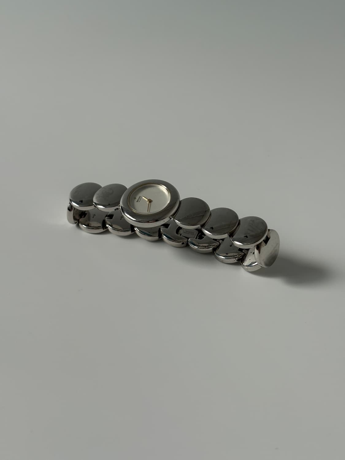 세이코 1980년대 빈티지시계 실버 라운드 브레이슬릿 쿼츠 여성 상품이미지5