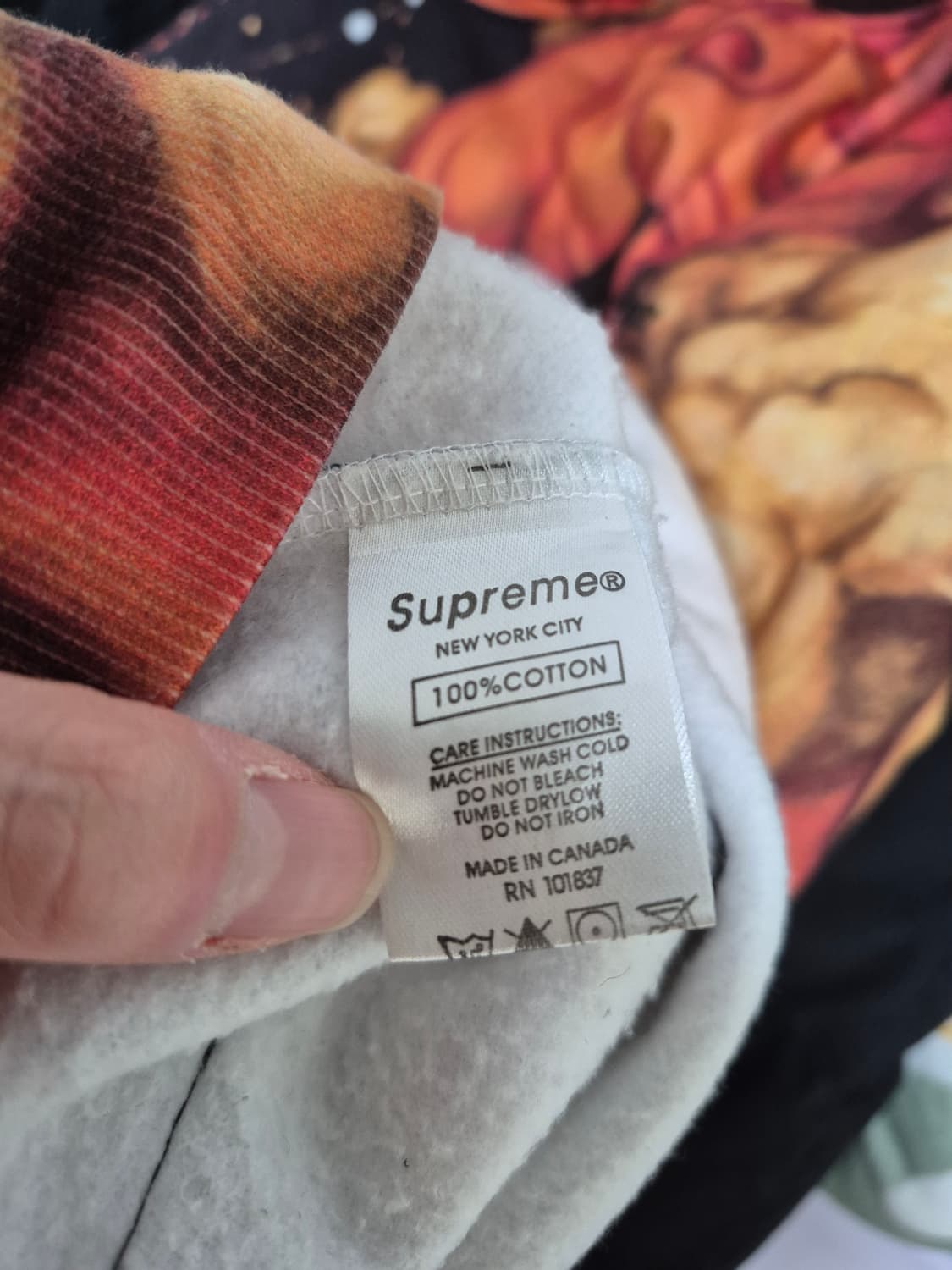 슈프림X마틴웡 에잇볼 후드티 상품이미지4