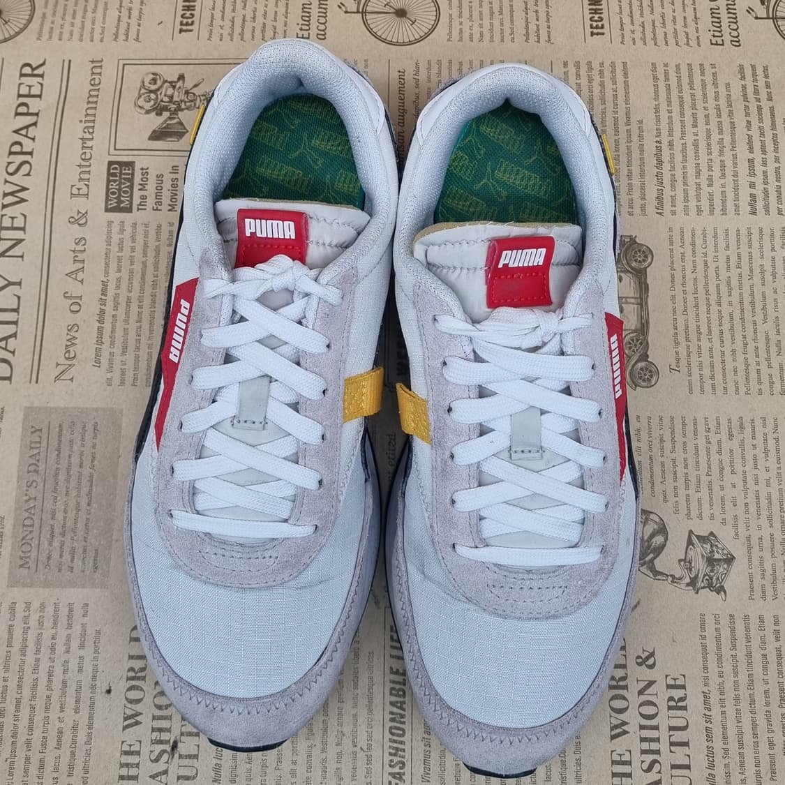 퓨마 퓨처라이더 여성운동화240 상품이미지2