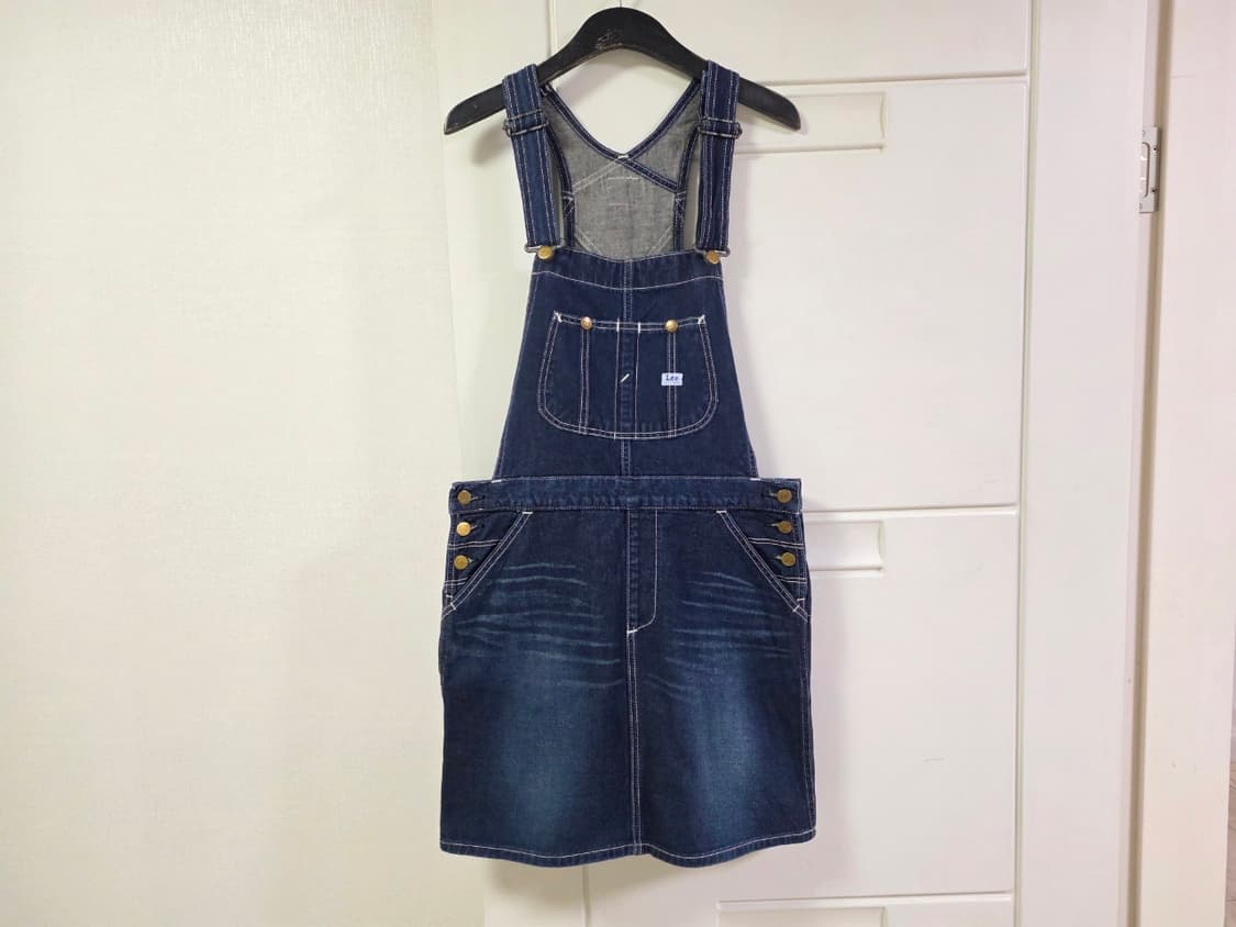 JPN Lee 데님 워싱 멜빵 스커트 여성 M

 상품이미지1