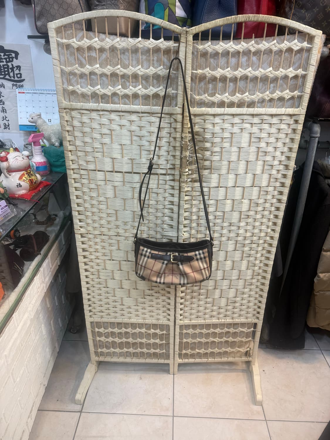 정품 버버리 노바체크 크로스백 팝니다 상품이미지1