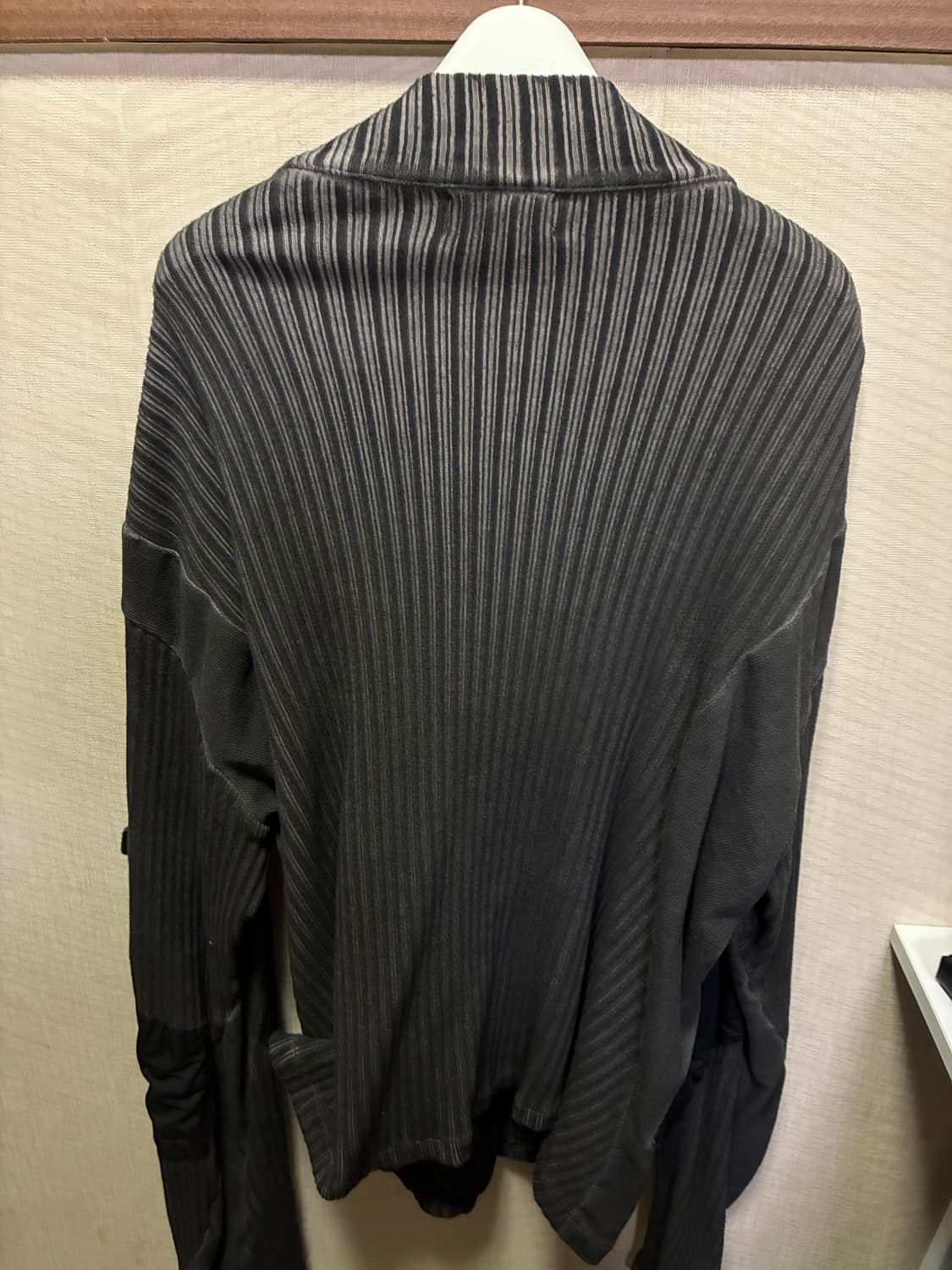 에이시넥틱스 집업 가디건 상품이미지4