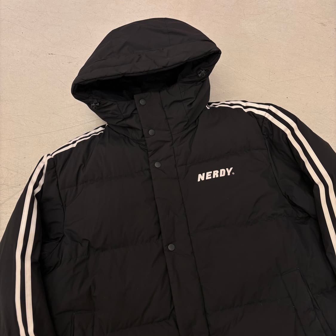 널디 빅로고 블랙 롱패딩 상품이미지2