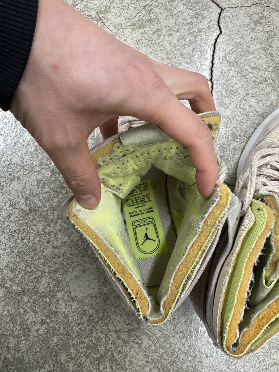 245 나이키 에어조던1 컴포트 트위스트레몬  상품이미지5