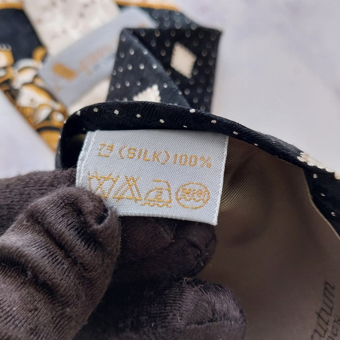 아쿠아스큐텀 아이보리 & 블랙 패턴 넥타이 9.5cm A+등급 K2587 상품이미지10