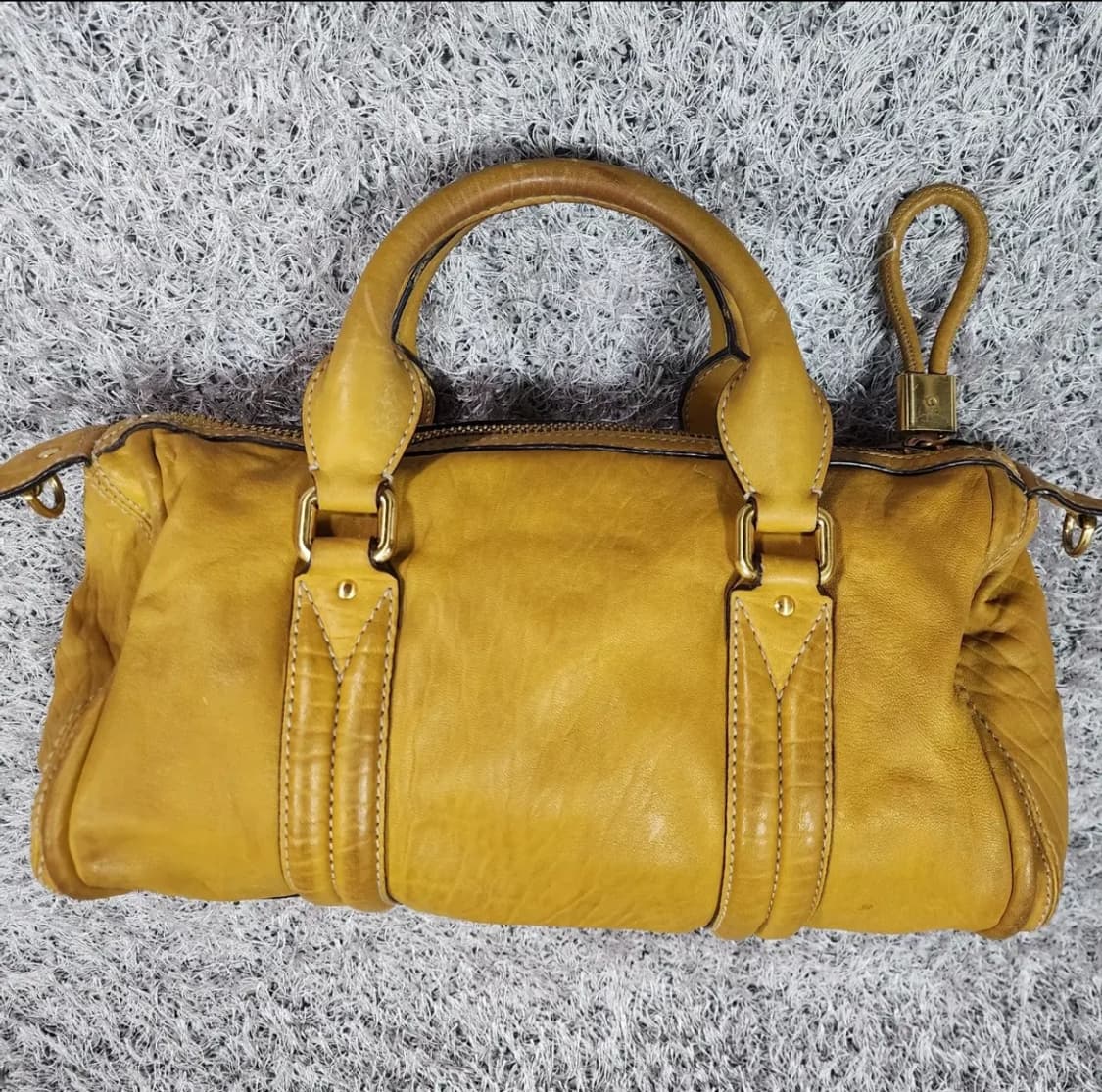 버버리 레더 토트백 상품이미지2