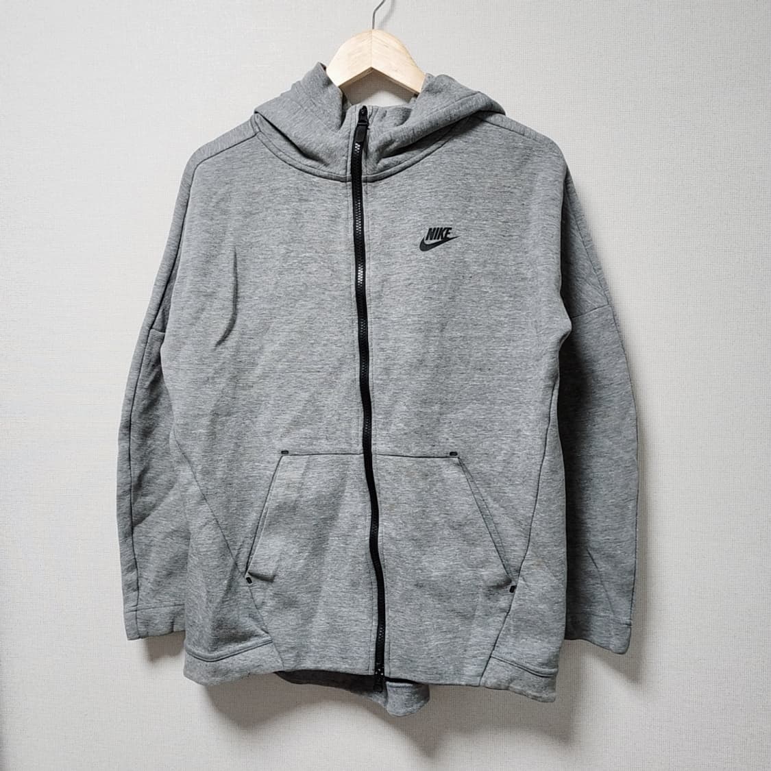 [85] 나이키 TECH FLEECE 회색 후드집업 상품이미지1