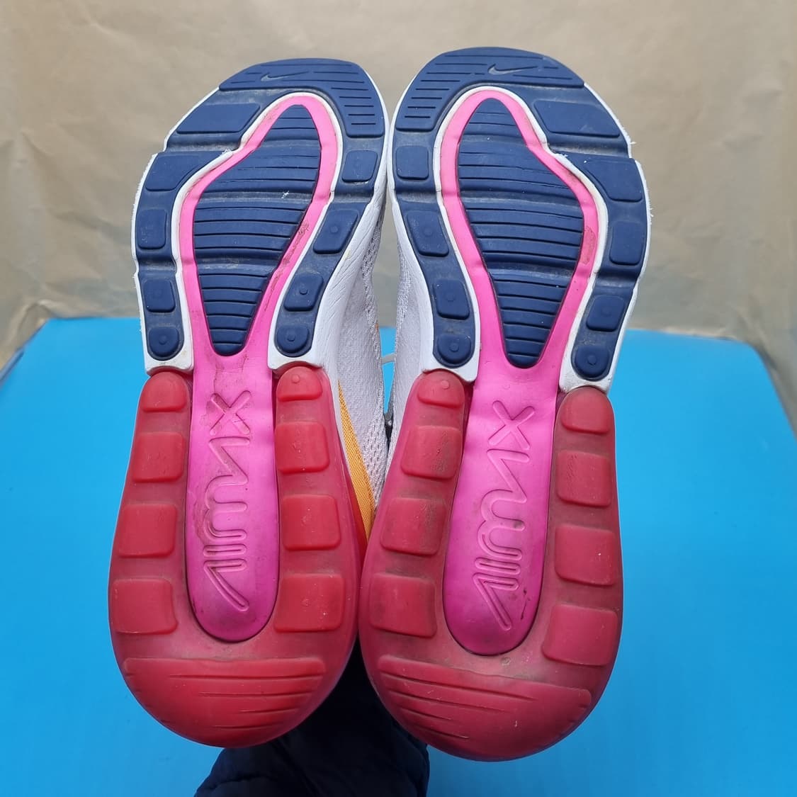 나이키 에어맥스 270 운동화245  상품이미지3