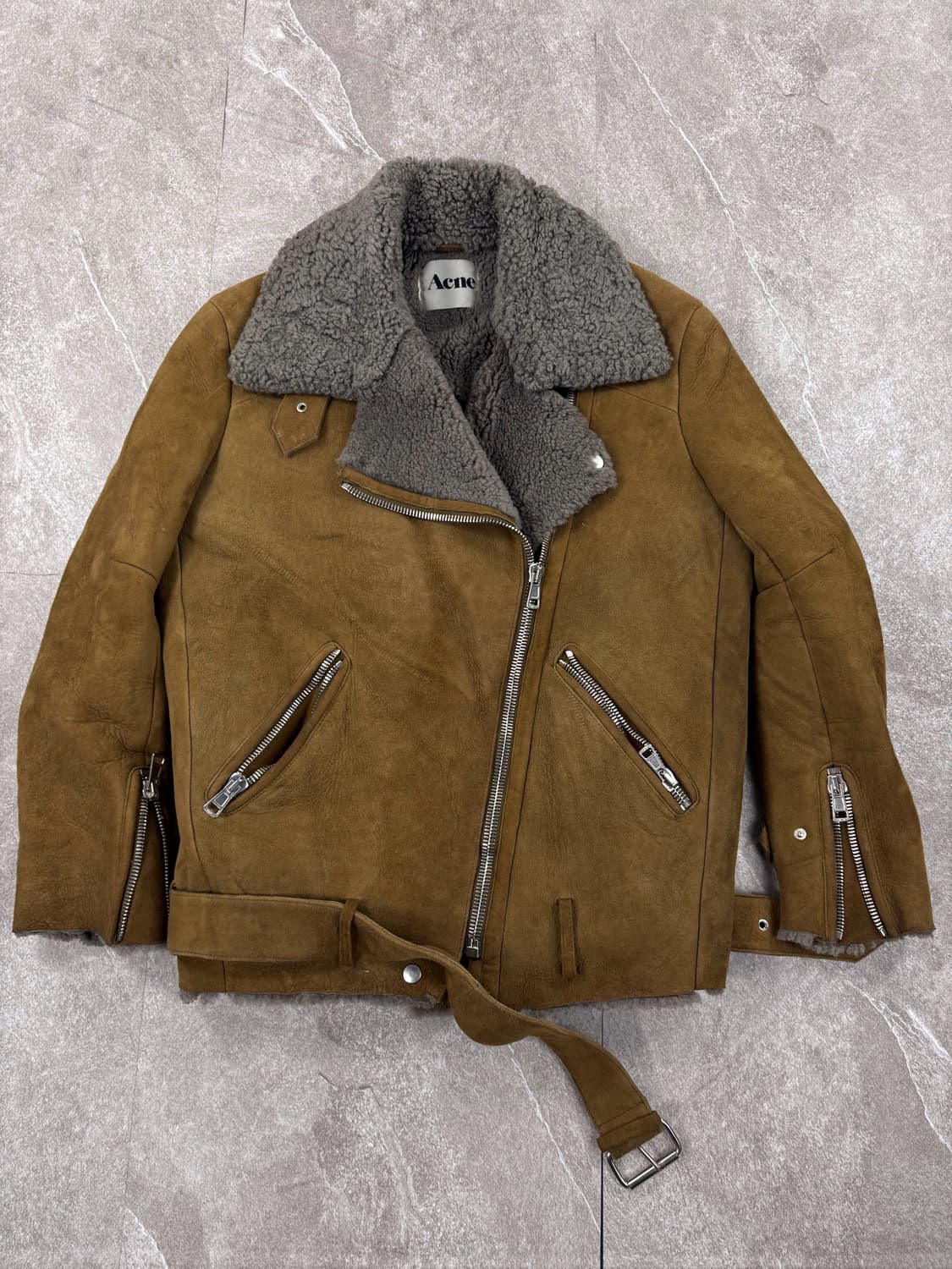AcneStudios Mustang   상품이미지1