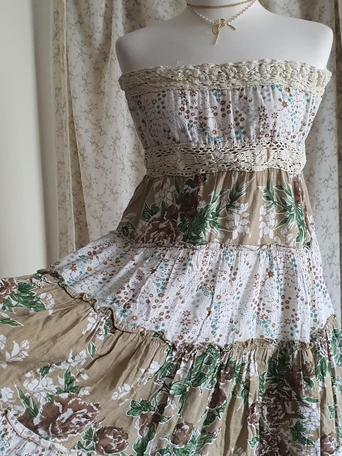 [모리걸-리폼완료] 패치워크 롱스커트 플라워 패턴 캉캉 튜브탑 원피스 상품이미지1