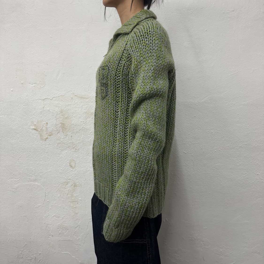 디젤(DIESEL) 그린컬러 믹스 패턴 데미지 로고 울 케이블 니트 집업 상품이미지2