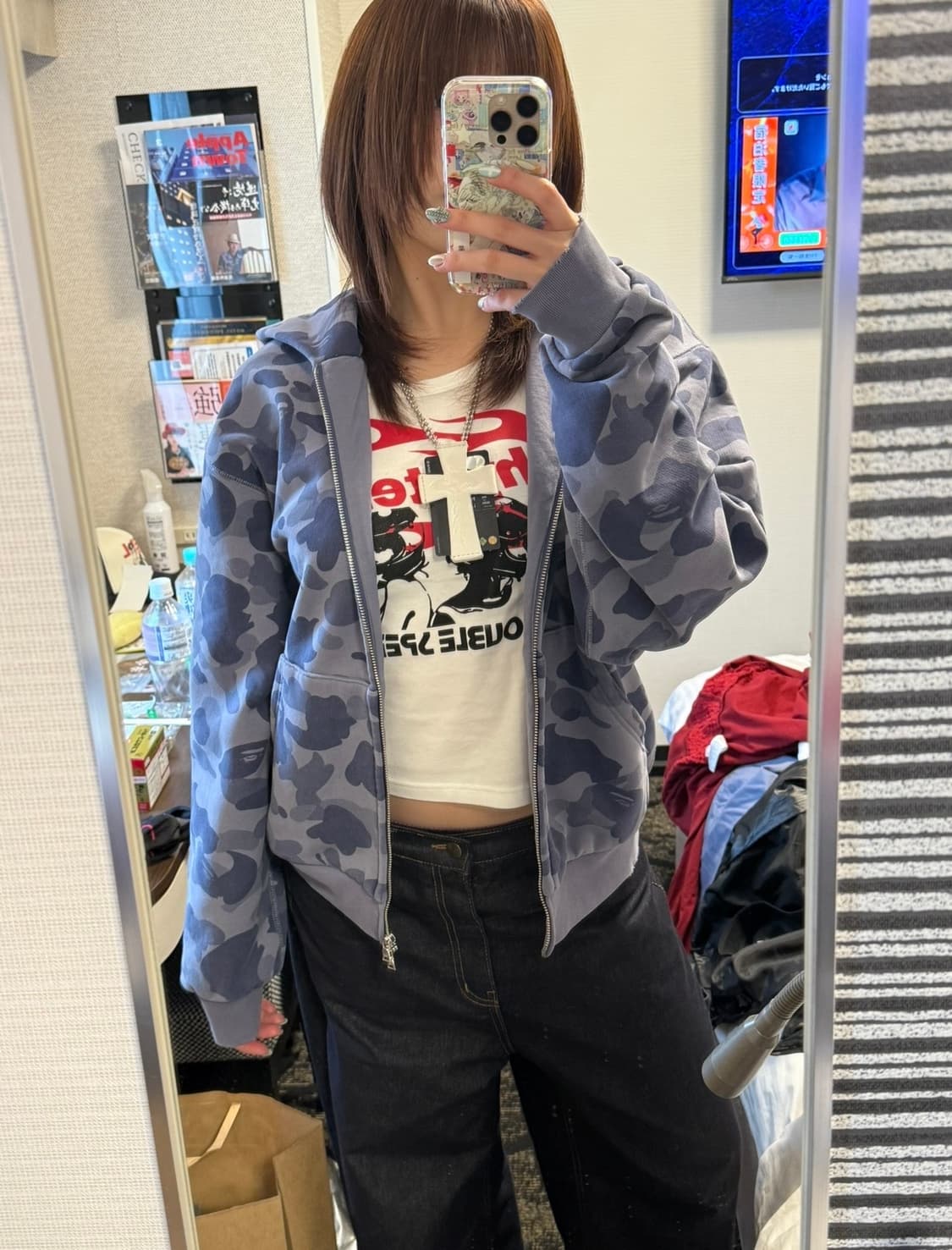 베이프 퍼스트 카모 헤비 워시 크롭 핏 후드집업 상품이미지4