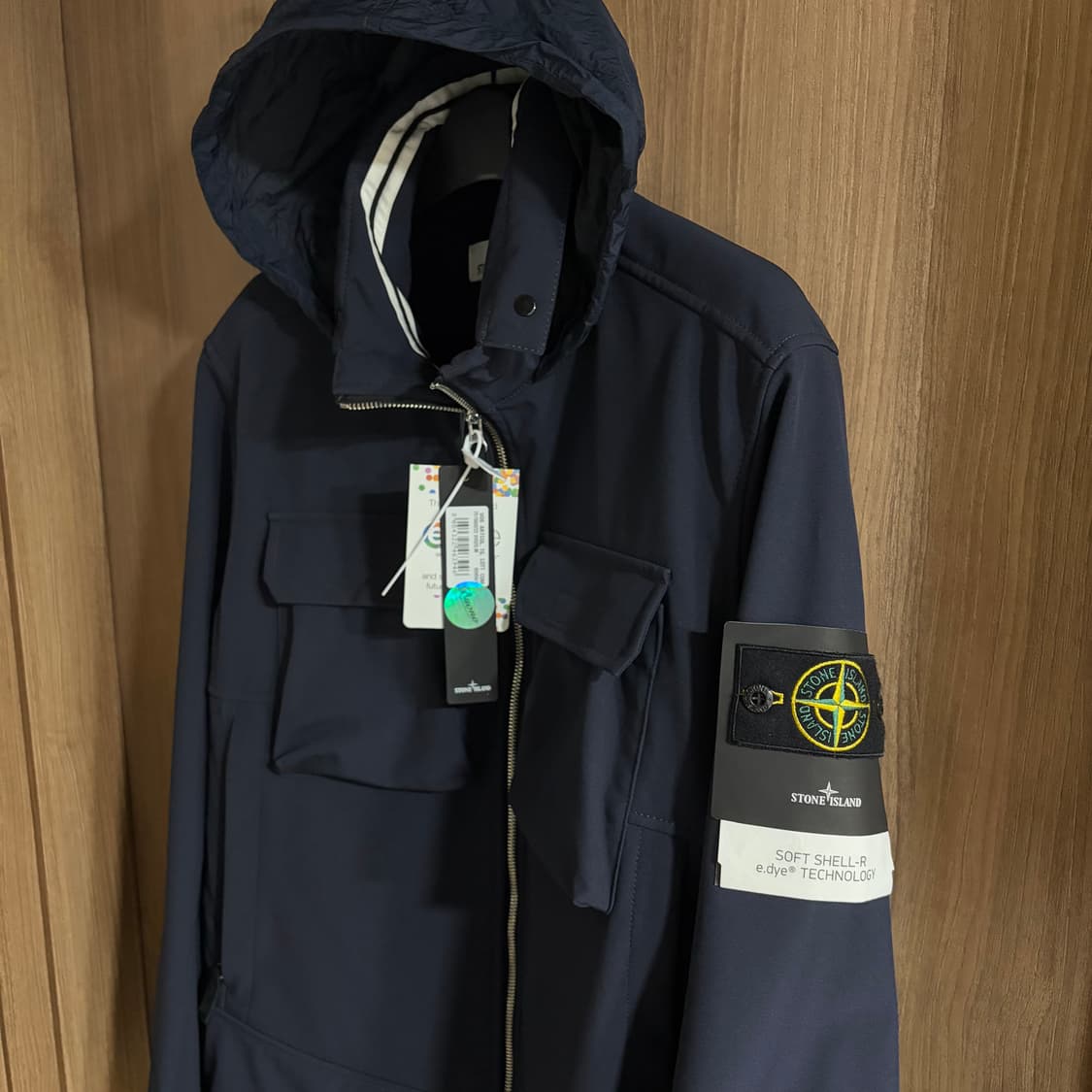새상품(M)스톤아일랜드 테크놀로지 소프트쉘 자켓 네이비 상품이미지6